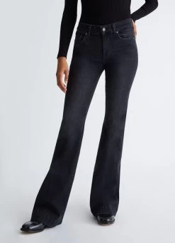 Schwarze Bootcut-Jeans