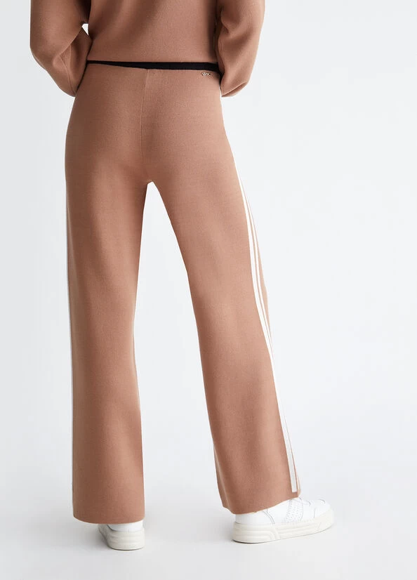 Hose Mit Streifenmuster 4 Hose Mit Streifenmuster – Bild 2