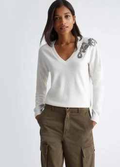 Nachhaltiger Pullover Mit Stickerei