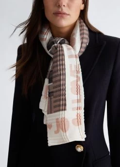 Ökologisch Nachhaltiges Tuch Mit Karomuster