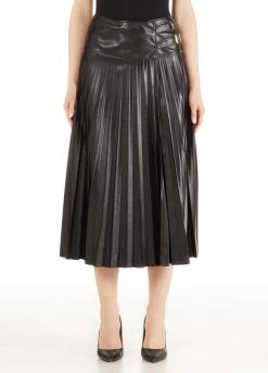 Plisseerock Aus Beschichtetem Gewebe