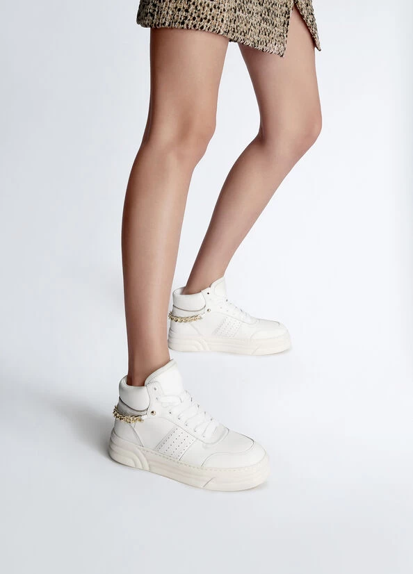 Basketball-Sneaker Aus Leder Mit Kette 3 Basketball-Sneaker Aus Leder Mit Kette