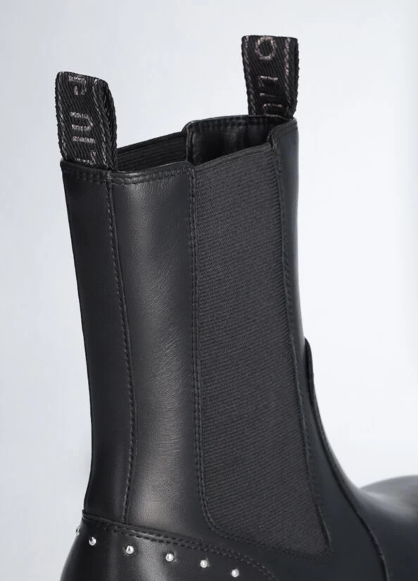 Beatle-Boots Aus Leder Mit Nieten 7 Beatle-Boots Aus Leder Mit Nieten – Bild 5